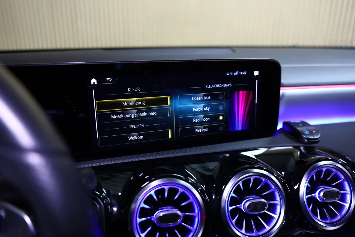 250e AMG AMBIENTE PANODAK NAVI AUTOM CRUISE PDC CAM SFEER '20