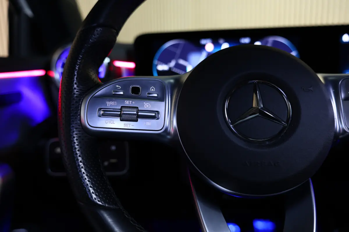 250e AMG AMBIENTE PANODAK NAVI AUTOM CRUISE PDC CAM SFEER '20