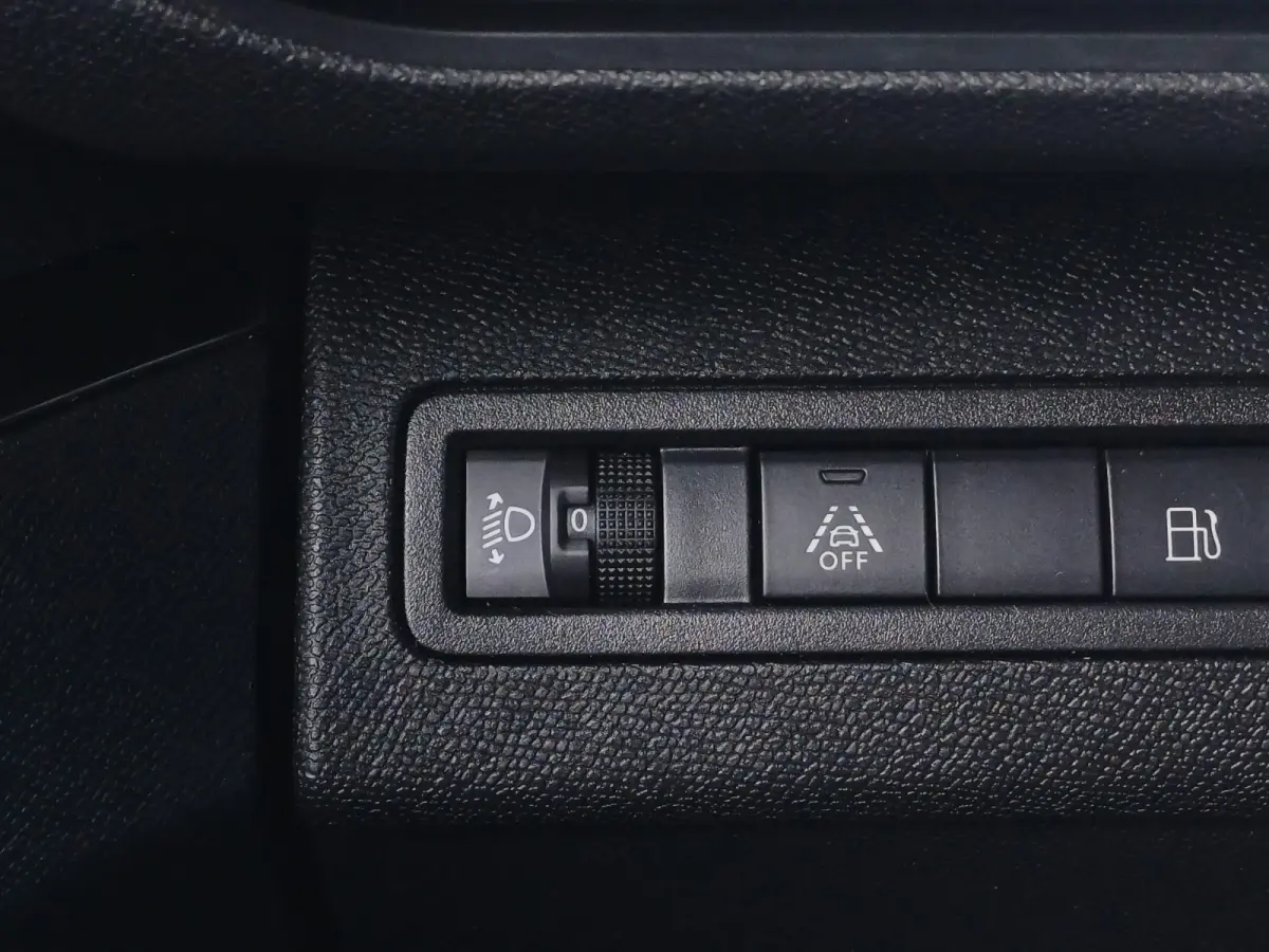 1.6 HYbrid 225 Allure Pack Business Camera | 17" Lichtmetaal | Parkeersensoren Achter | Climate | Cruise | LED | Achteruitrijcamera | Apple Carplay/Android Auto|telefoonintegratie premium | 