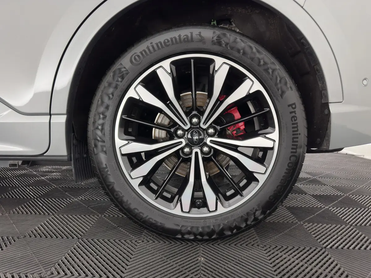 2.5 PHEV ST-Line (Plug-in) (INCL.BTW) Aut. *HEAD-UP | FULL-LED | DIGI-COCKPIT | KEYLESS | DAB | CAMERA | CARPLAY | NAVI-FULLMAP | SPORTSEATS | PRIVACY-GLASS | TOWBAR | 18"ALU*