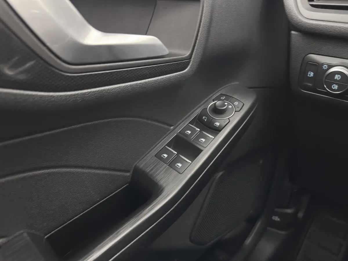 2.5 PHEV ST-Line (Plug-in) (INCL.BTW) Aut. *HEAD-UP | FULL-LED | DIGI-COCKPIT | KEYLESS | DAB | CAMERA | CARPLAY | NAVI-FULLMAP | SPORTSEATS | PRIVACY-GLASS | TOWBAR | 18"ALU*