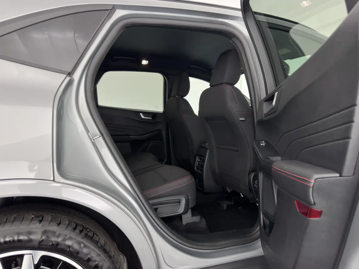 2.5 PHEV ST-Line (Plug-in) (INCL.BTW) Aut. *HEAD-UP | FULL-LED | DIGI-COCKPIT | KEYLESS | DAB | CAMERA | CARPLAY | NAVI-FULLMAP | SPORTSEATS | PRIVACY-GLASS | TOWBAR | 18"ALU*