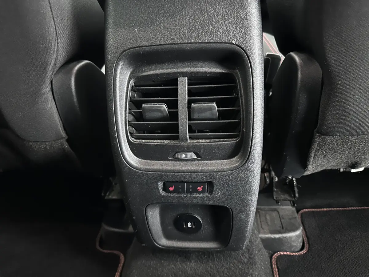 2.5 PHEV ST-Line (Plug-in) (INCL.BTW) Aut. *HEAD-UP | FULL-LED | DIGI-COCKPIT | KEYLESS | DAB | CAMERA | CARPLAY | NAVI-FULLMAP | SPORTSEATS | PRIVACY-GLASS | TOWBAR | 18"ALU*