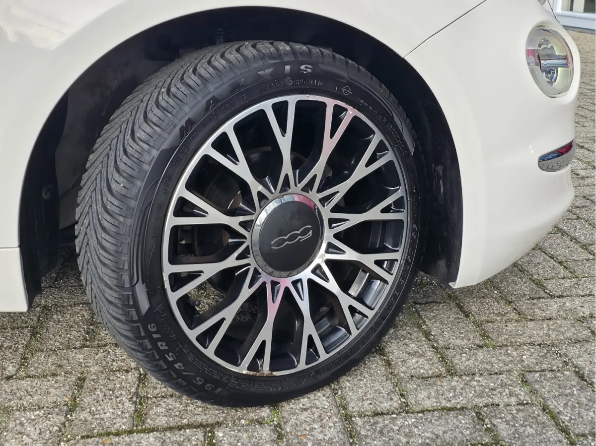 0.9 TwinAir Turbo Collezione | Automaat | Apple/Android Carplay | PDC Achter |