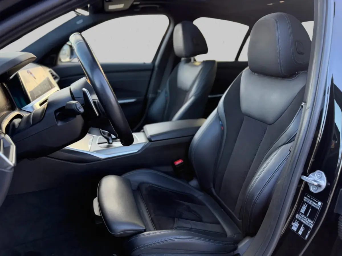 320i High Executive M-pakket Performance(Dealer OndH, Dakraam, Addapt Cruise, Camera, Carplay, StoelV, Navi Prof, Etc)