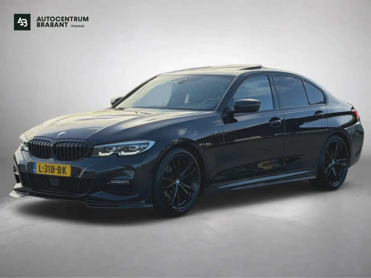 320i High Executive M-pakket Performance(Dealer OndH, Dakraam, Addapt Cruise, Camera, Carplay, StoelV, Navi Prof, Etc)