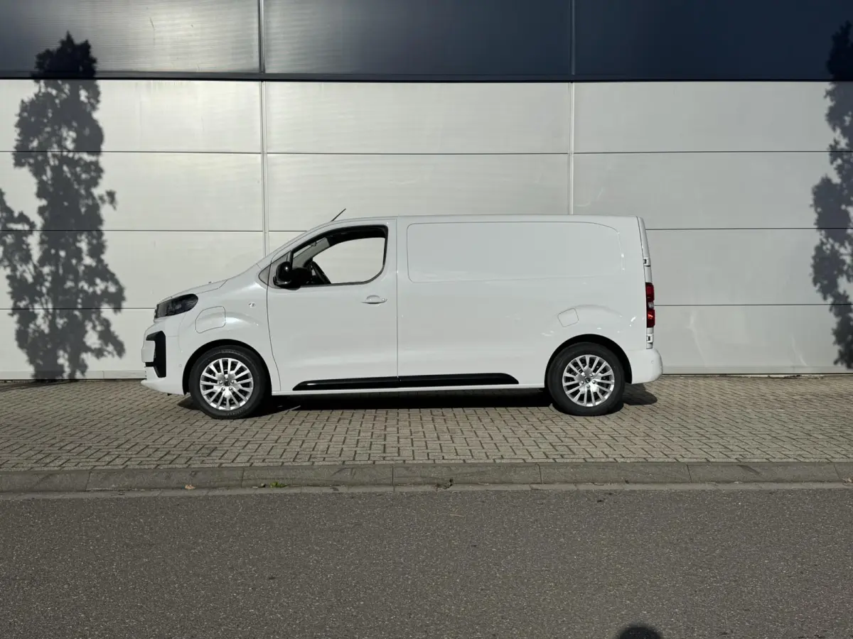 EV L2 75 kWh | Exterieurpakket | Stoelverwarming | Camera | Apple Carplay/Android Auto