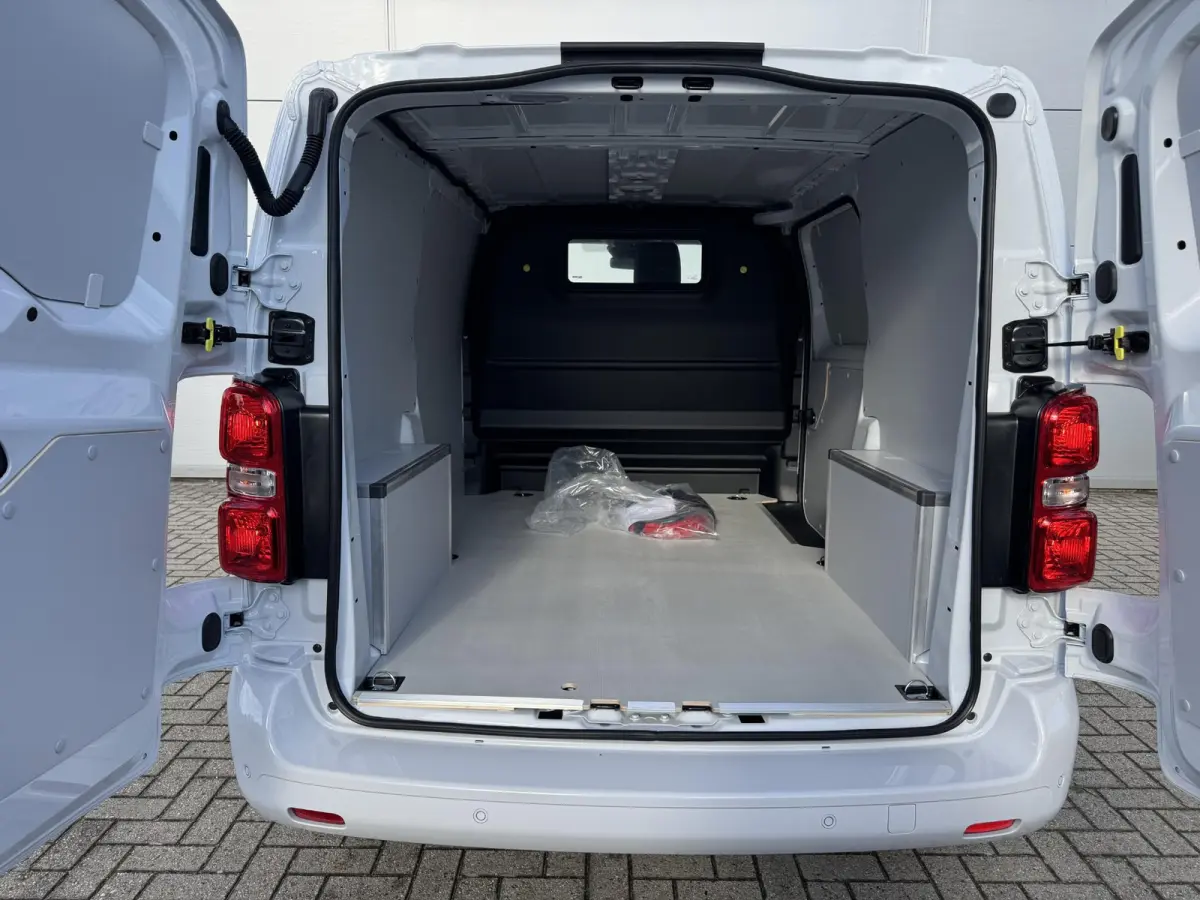 EV L2 75 kWh | Exterieurpakket | Stoelverwarming | Camera | Apple Carplay/Android Auto