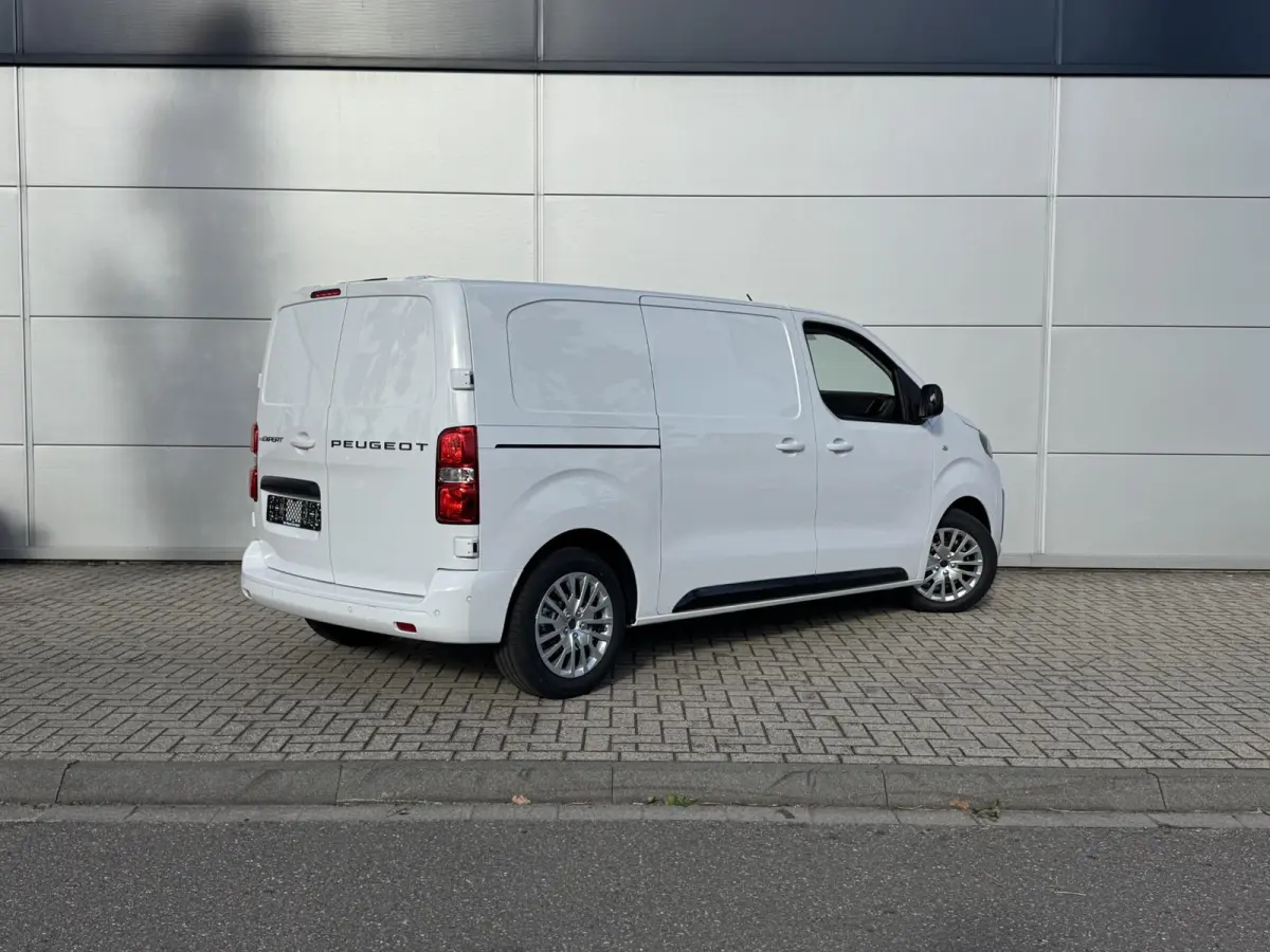 EV L2 75 kWh | Exterieurpakket | Stoelverwarming | Camera | Apple Carplay/Android Auto