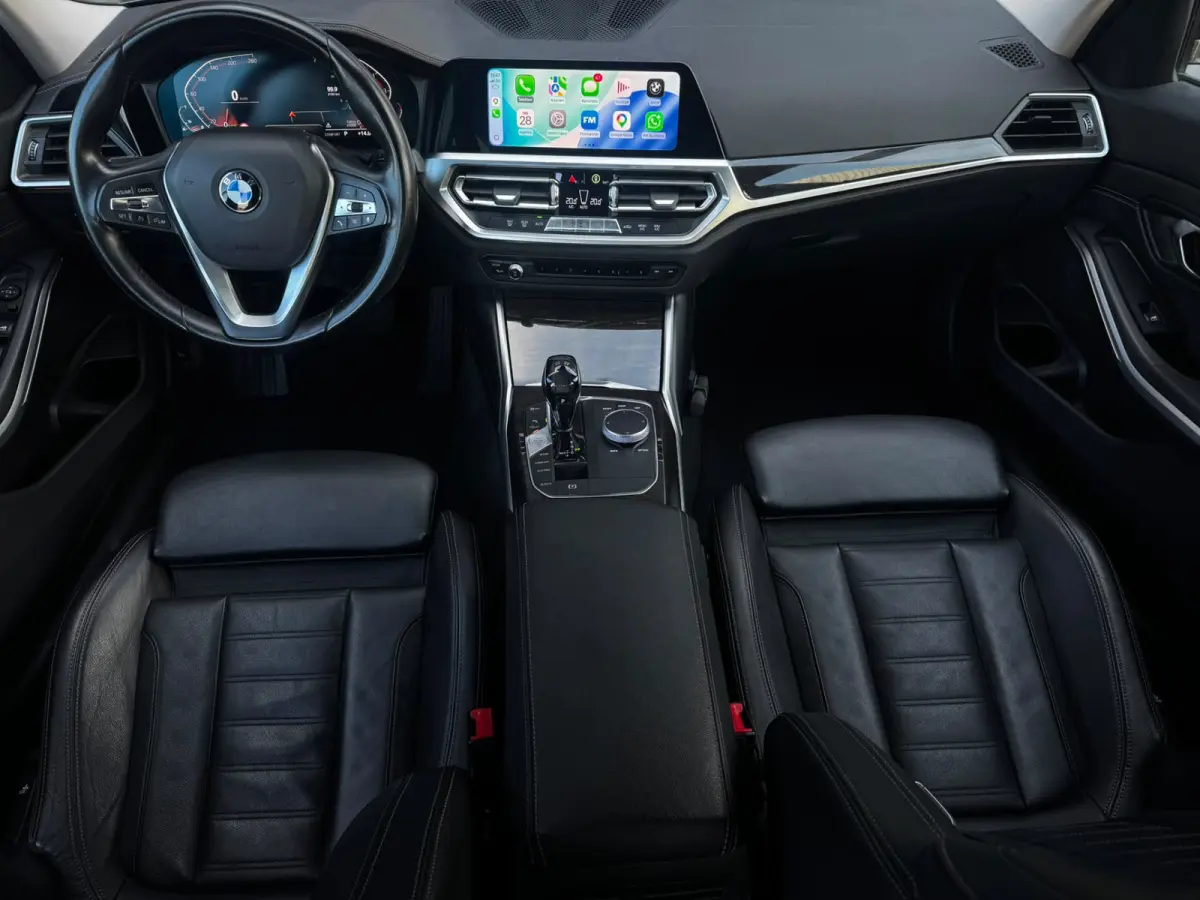 320i 184PK Exe. Edition Leer Virtual Cockpit