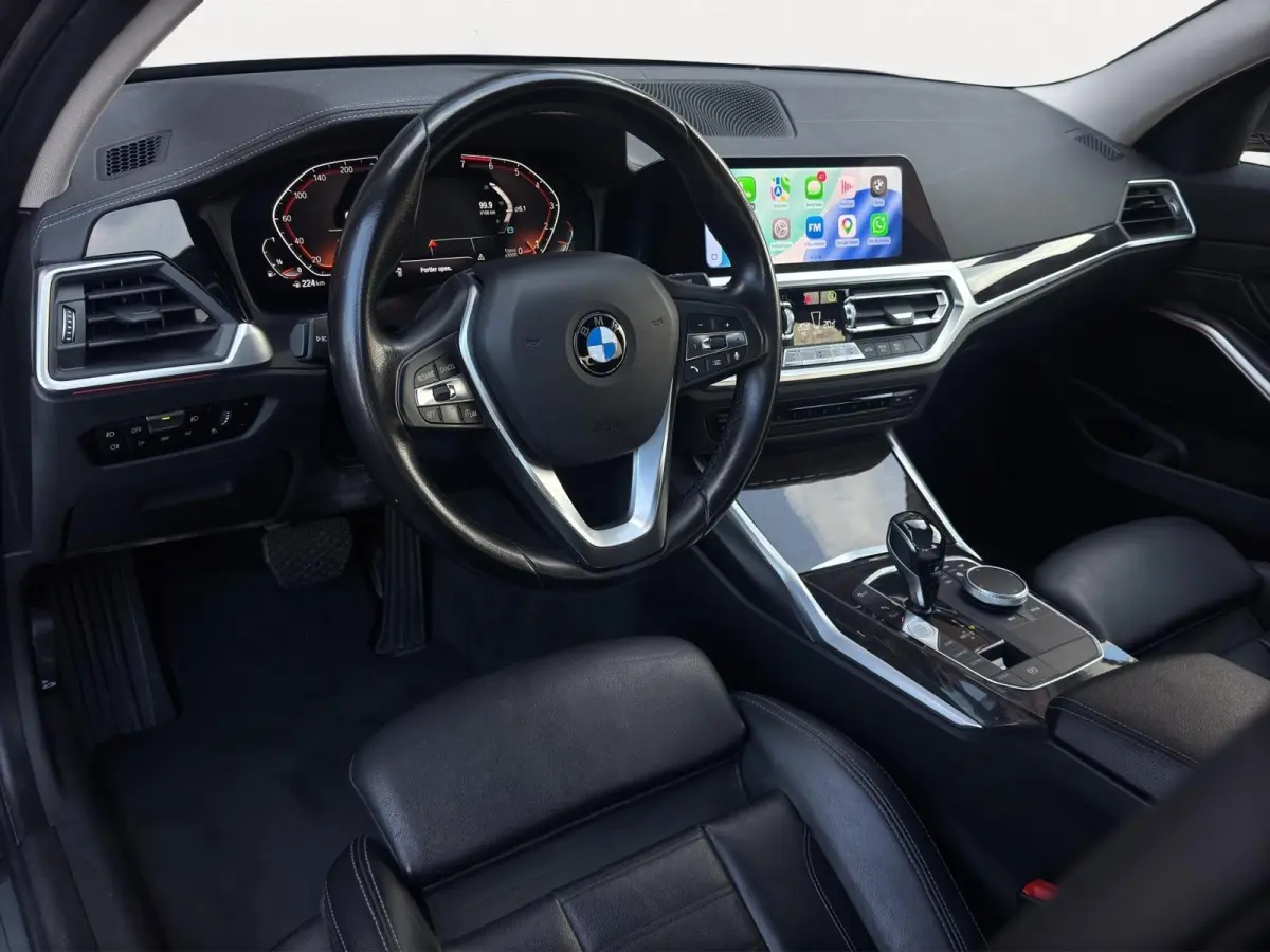 320i 184PK Exe. Edition Leer Virtual Cockpit
