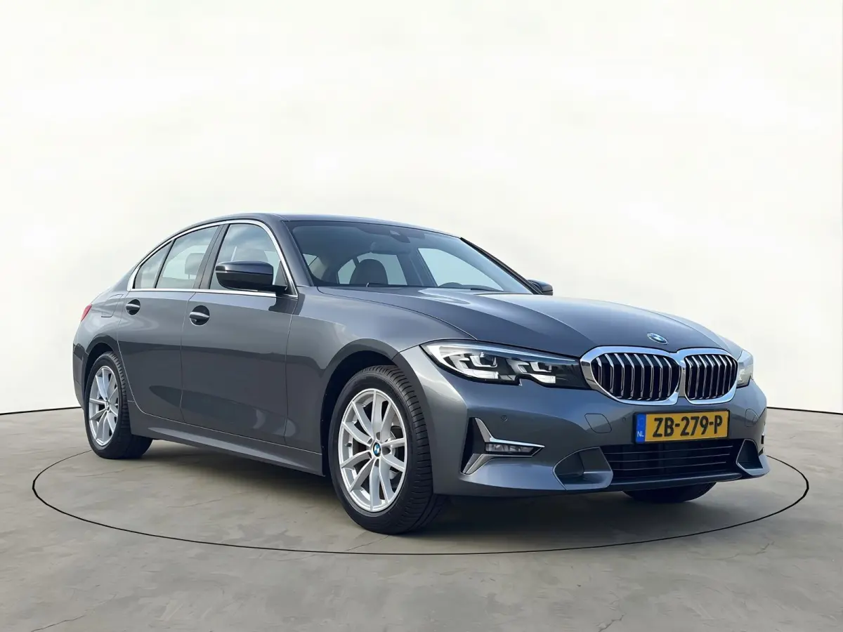 320i 184PK Exe. Edition Leer Virtual Cockpit