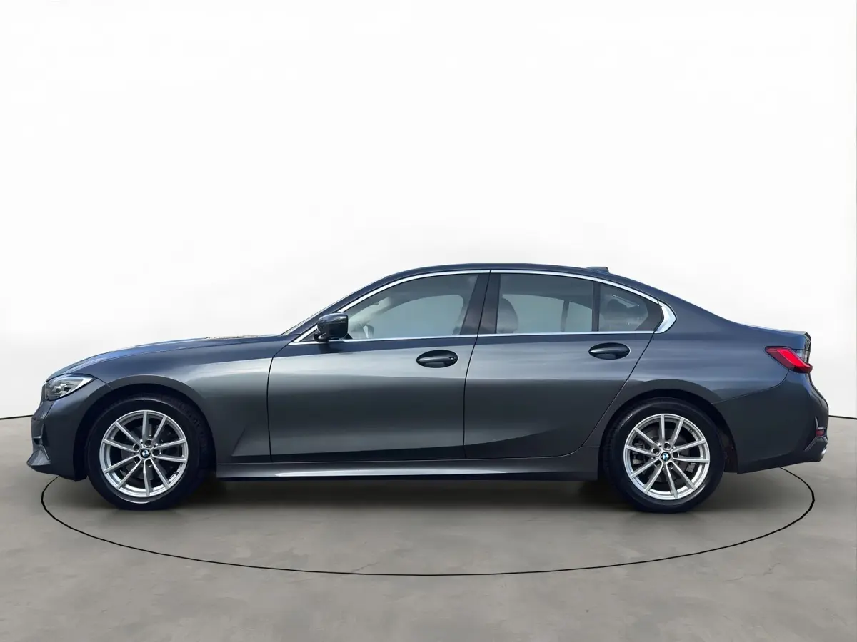 320i 184PK Exe. Edition Leer Virtual Cockpit