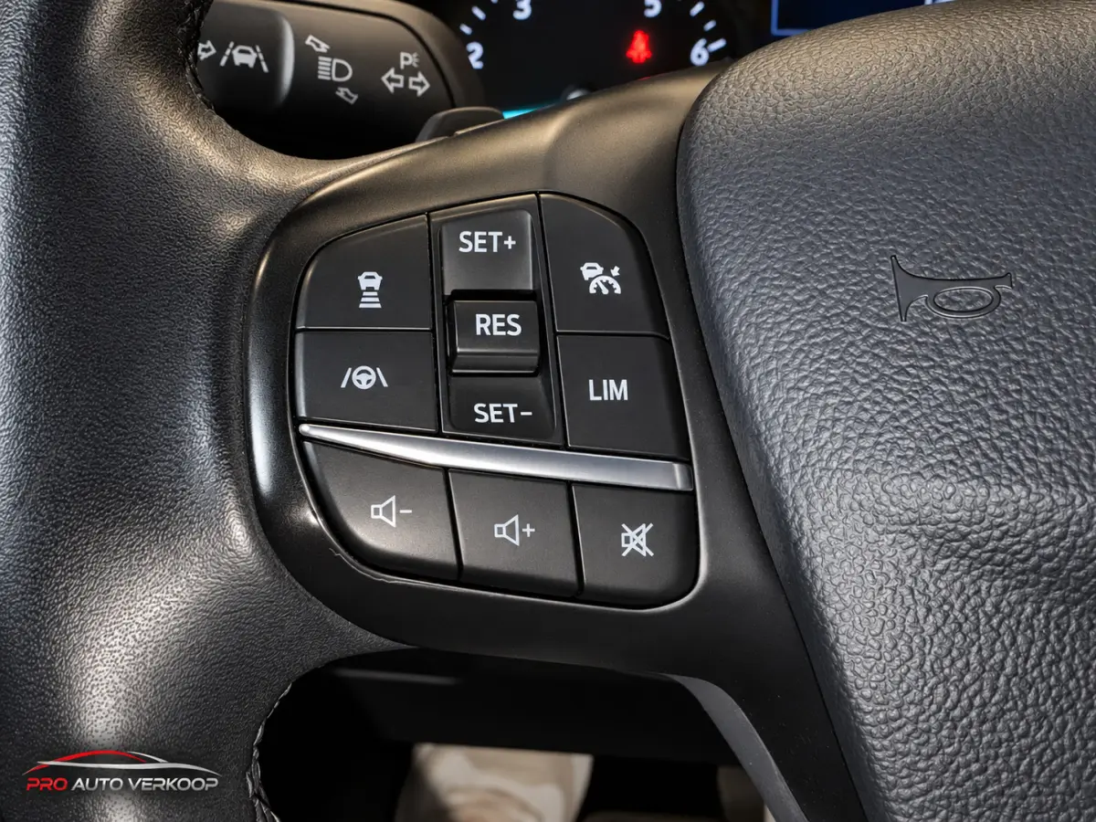 1.5 EcoBoost ST Line Business Carplay_Led_Camera_Trekh