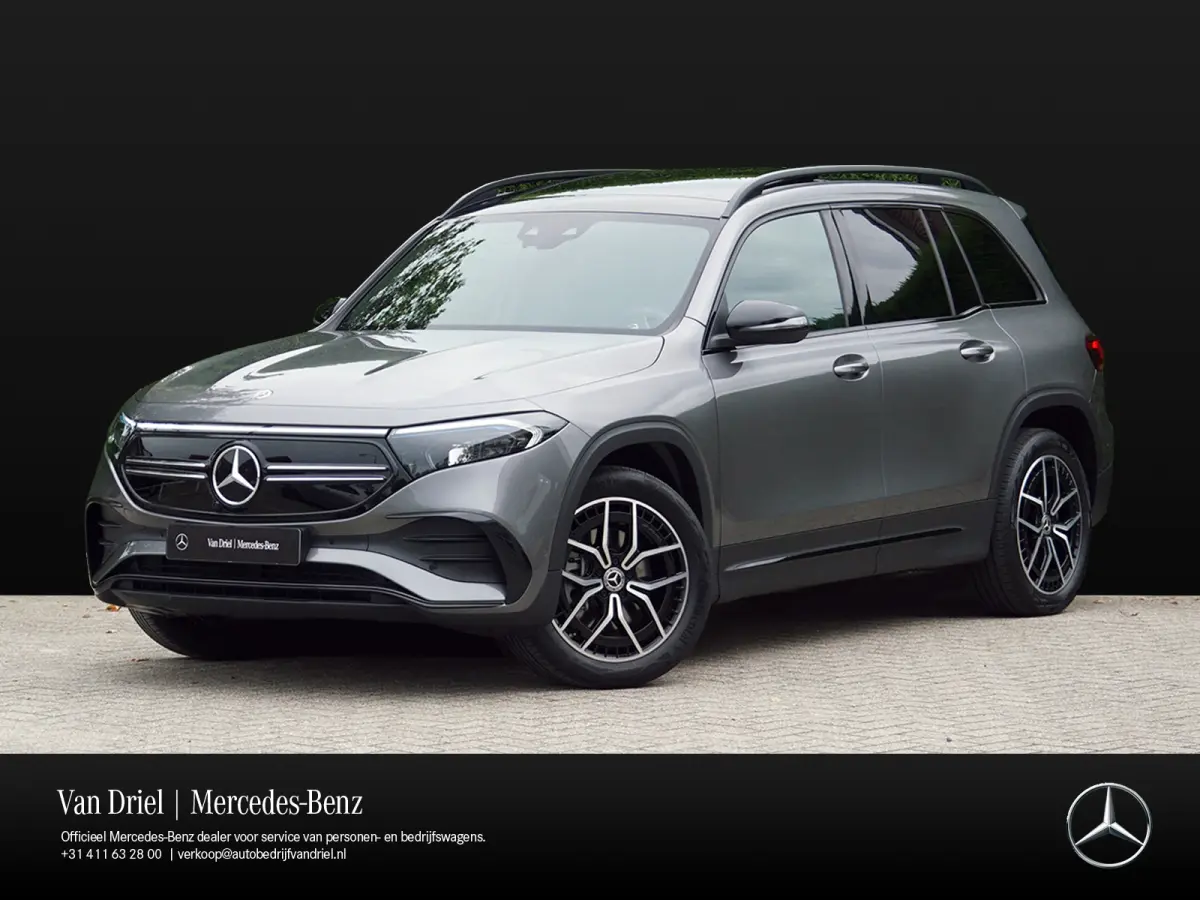 EQB 300 4M AMG Line Might 67 kWh | Panorama Dodehoek Sfeerverlichting