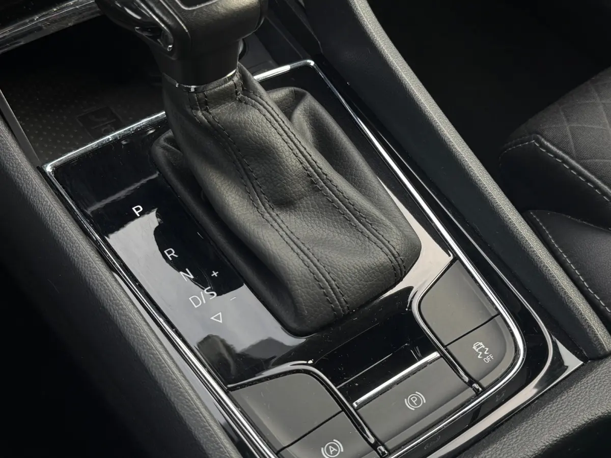 1.5 TSI DSG BNS EDITION CANTON|SFEER|DODEHOEK ASSIST