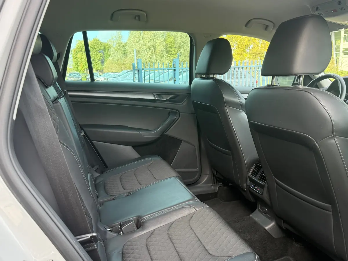 1.5 TSI DSG BNS EDITION CANTON|SFEER|DODEHOEK ASSIST