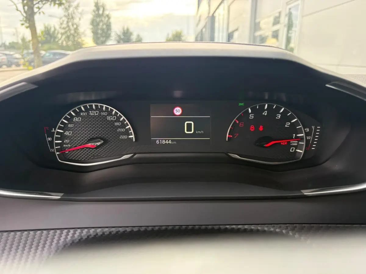 1.2 PureTech Active Pack | Cruise Control | Navigatie | Parkeerhulp | Apple CarPlay/Android Auto