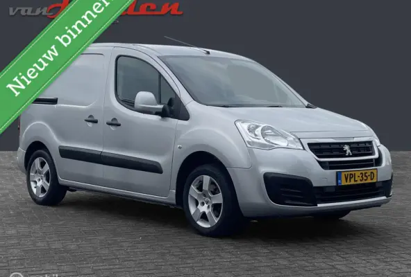 bestel 120 1.6 VTi Pro 3-Zits 2018 Cruise cntr Schuifdeur Trekhaak Airco Etc!
