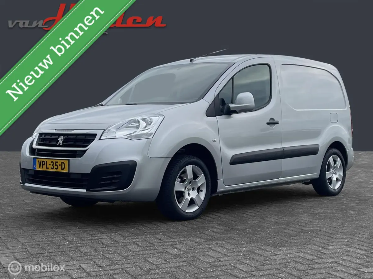 bestel 120 1.6 VTi Pro 3-Zits 2018 Cruise cntr Schuifdeur Trekhaak Airco Etc!