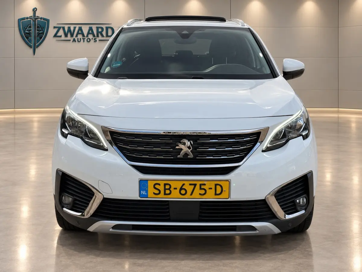 1.2 PureTech Blue Lease Premium l 7 persoons l Distr VV l Camera l Pano l rijdt en schakelt zeer goed l