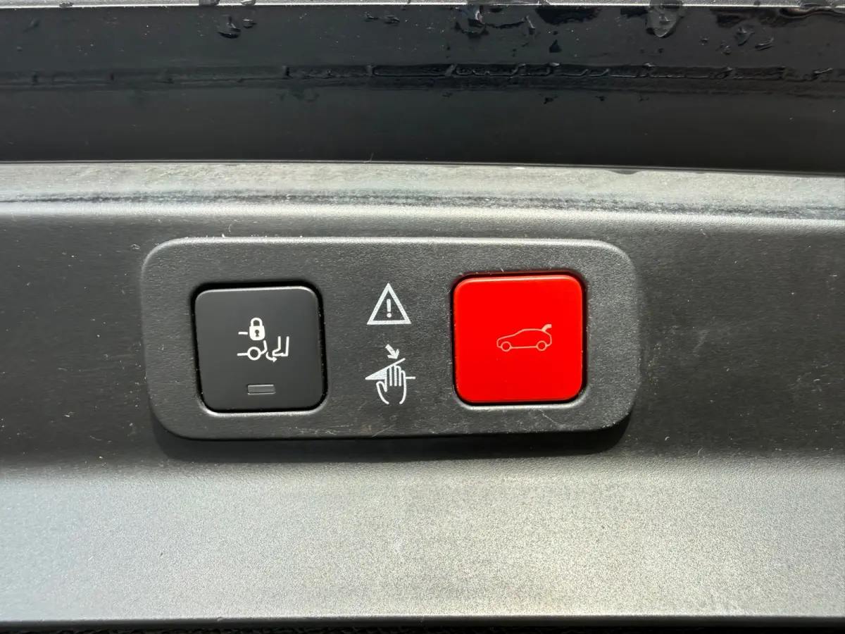 1.2 PureTech Blue Lease Premium l 7 persoons l Distr VV l Camera l Pano l rijdt en schakelt zeer goed l