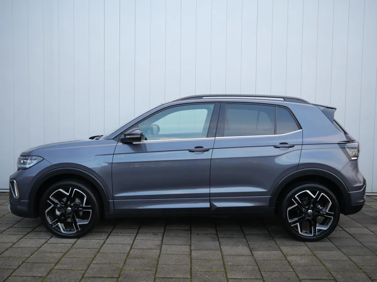 1.0 TSI R-Line Edition Automaat 18 Inch / Climate Control / Sportstoelen