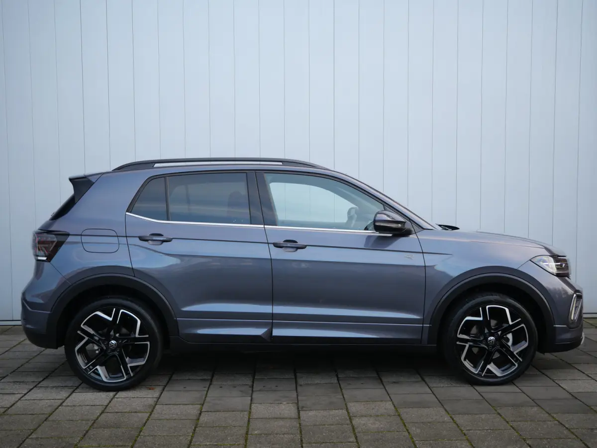 1.0 TSI R-Line Edition Automaat 18 Inch / Climate Control / Sportstoelen