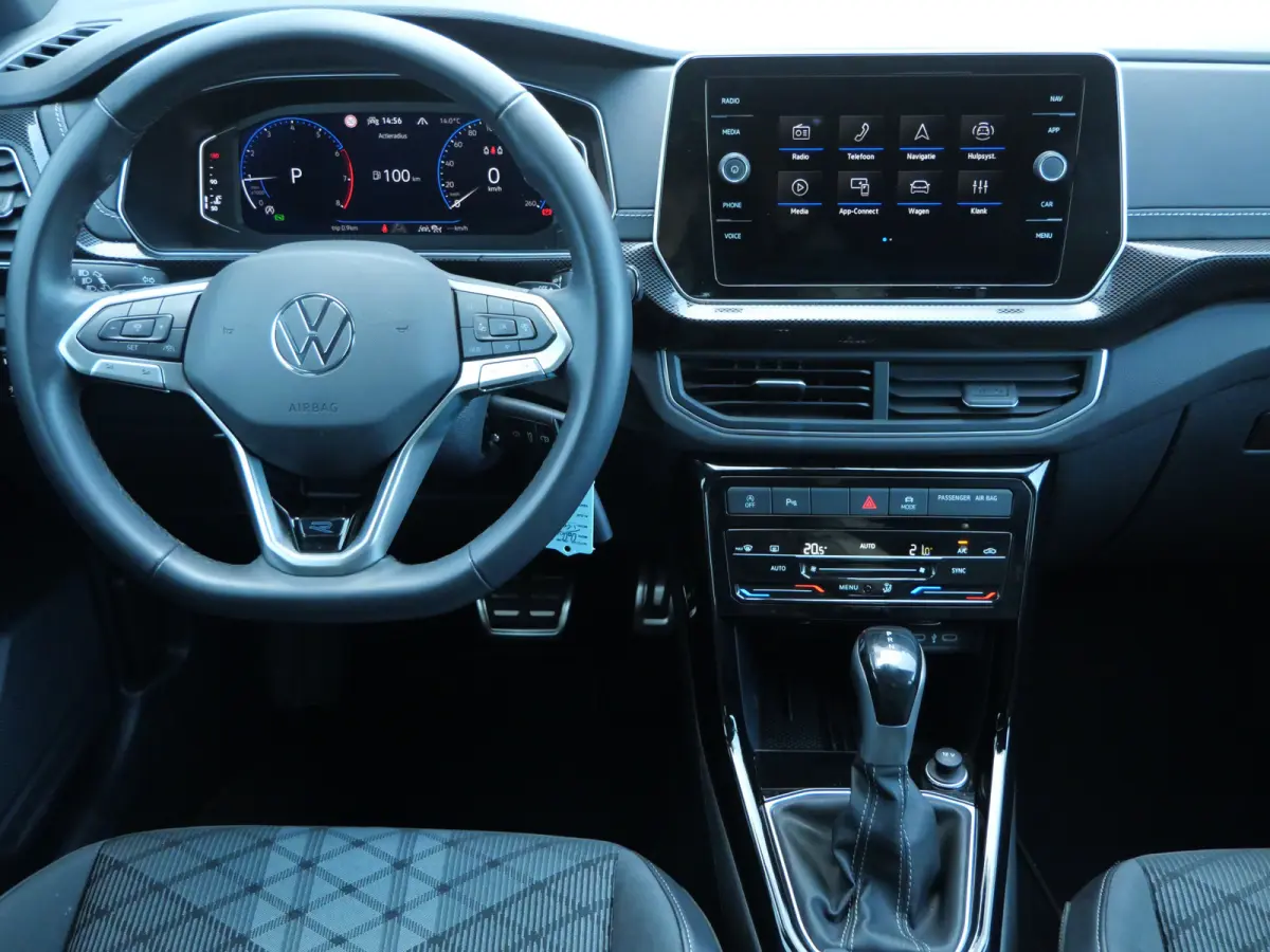 1.0 TSI R-Line Edition Automaat 18 Inch / Climate Control / Sportstoelen