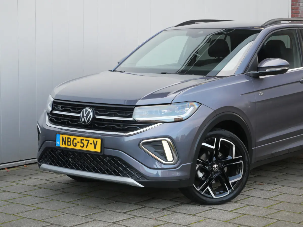 1.0 TSI R-Line Edition Automaat 18 Inch / Climate Control / Sportstoelen