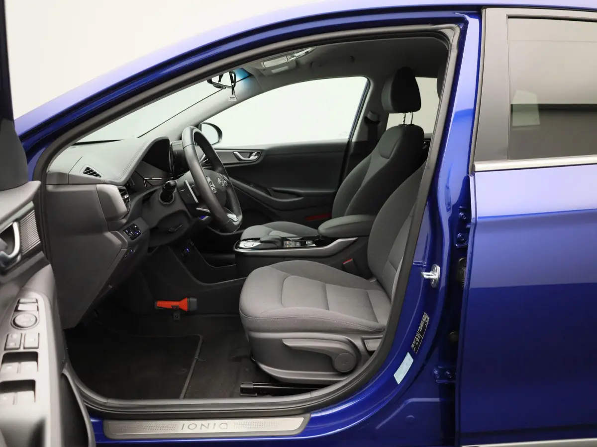 Comfort EV 38 kWh | APPLE/ANDROID CARPLAY | NAVIGATIE | LICHTMETALEN VELGEN | STOELVERWARMING | 12 MAANDEN BOVAG GARANTIE |