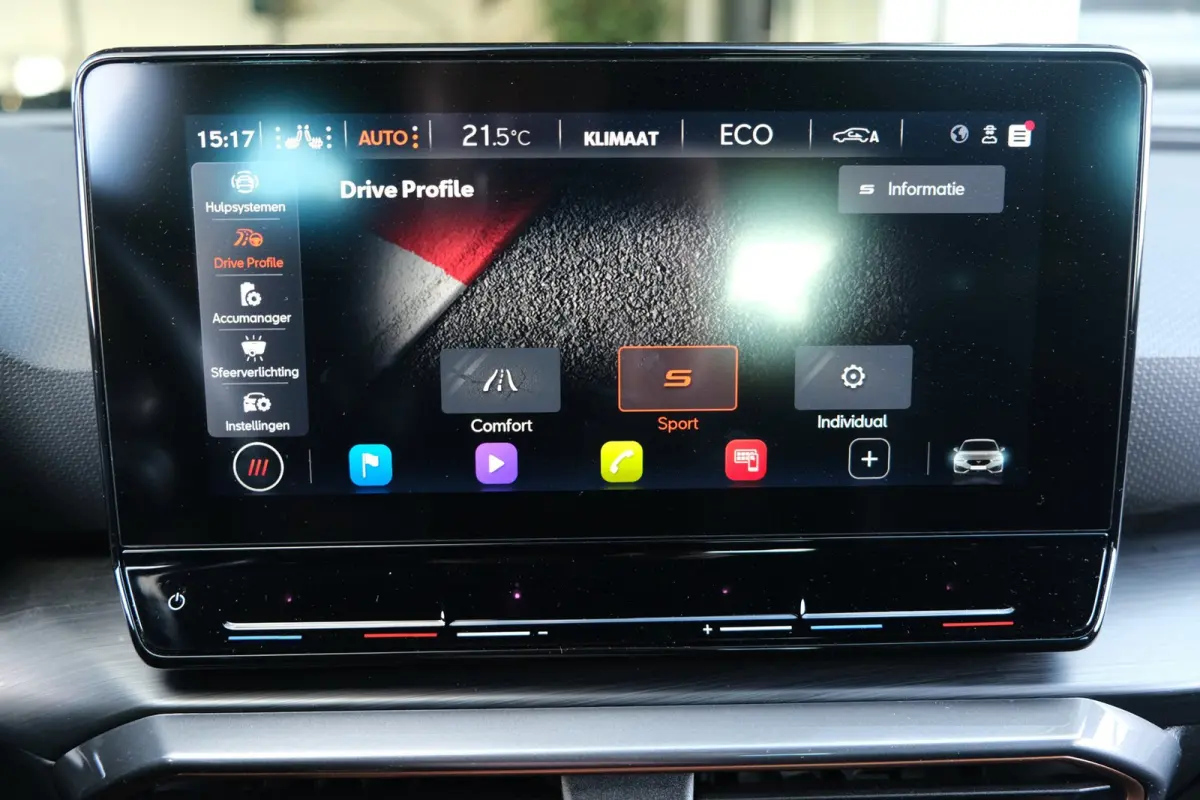 1.4 e-Hybrid 204PK Graphene Led Navi ACC Keyless Virtual