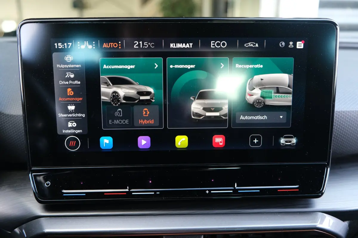 1.4 e-Hybrid 204PK Graphene Led Navi ACC Keyless Virtual