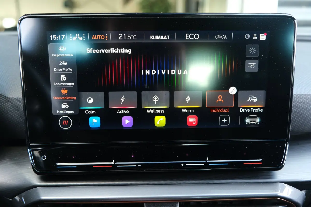 1.4 e-Hybrid 204PK Graphene Led Navi ACC Keyless Virtual