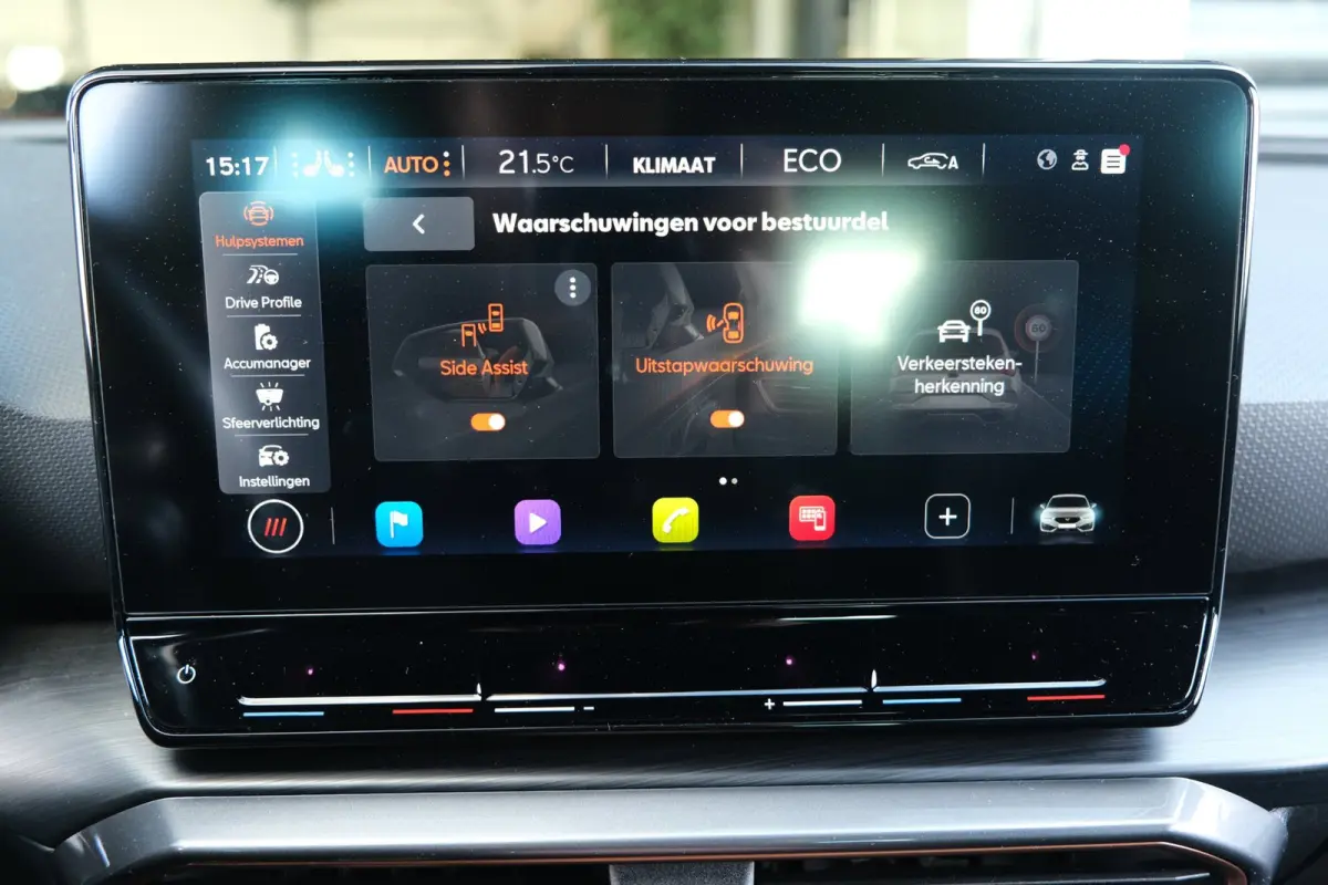 1.4 e-Hybrid 204PK Graphene Led Navi ACC Keyless Virtual