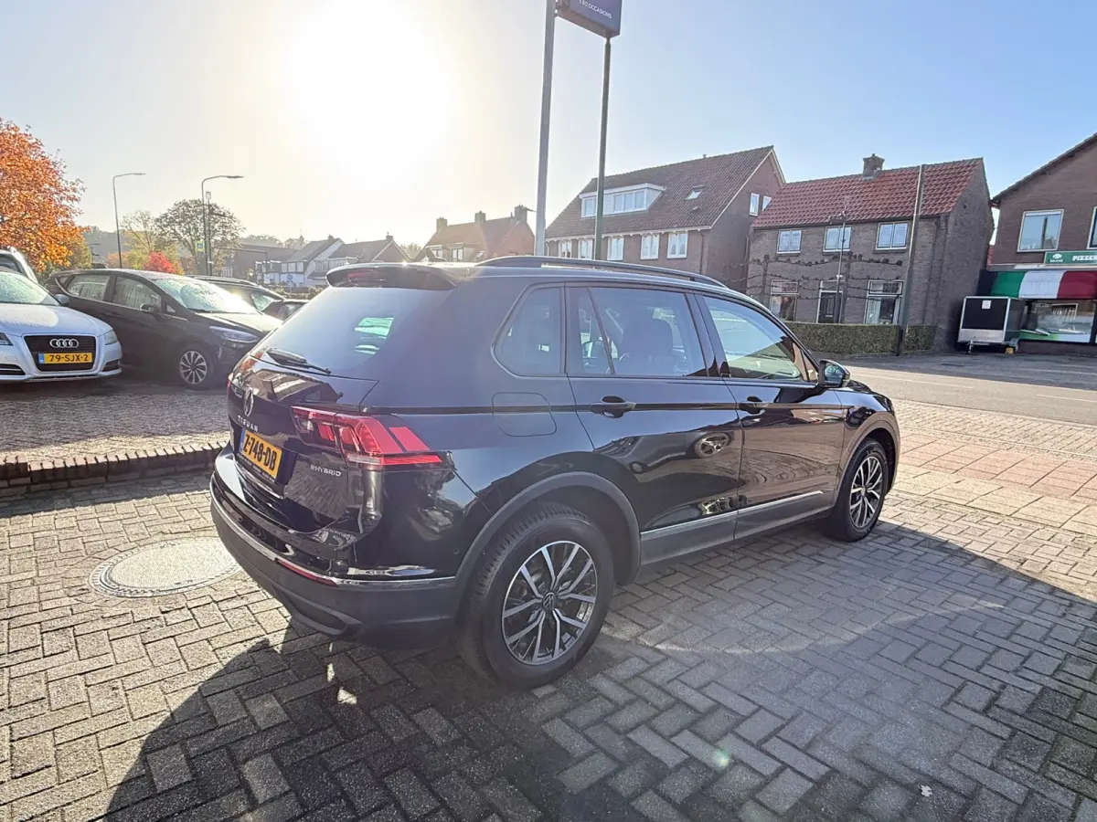 1.4 TSI eHybrid R-Line Business+, Stoelverwarming,Trekhaak,Navigatie,Achteruitrij camera