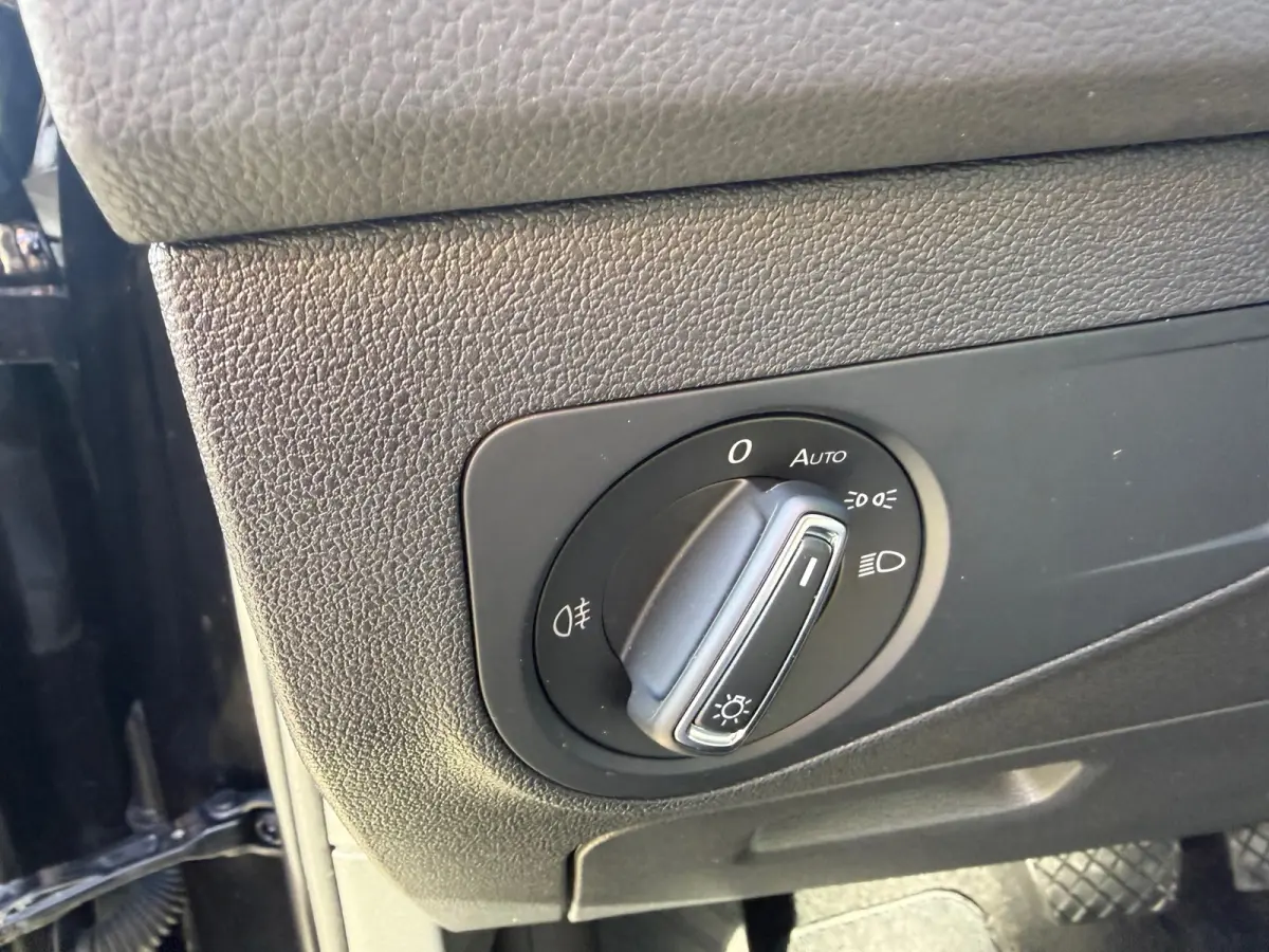 1.4 TSI eHybrid R-Line Business+, Stoelverwarming,Trekhaak,Navigatie,Achteruitrij camera