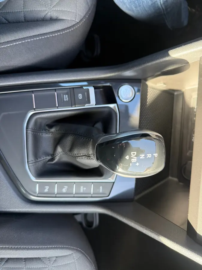 1.4 TSI eHybrid R-Line Business+, Stoelverwarming,Trekhaak,Navigatie,Achteruitrij camera