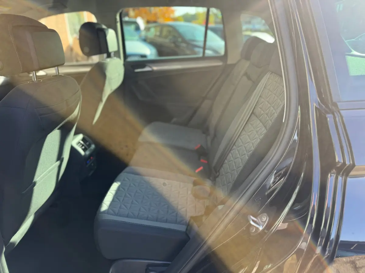 1.4 TSI eHybrid R-Line Business+, Stoelverwarming,Trekhaak,Navigatie,Achteruitrij camera