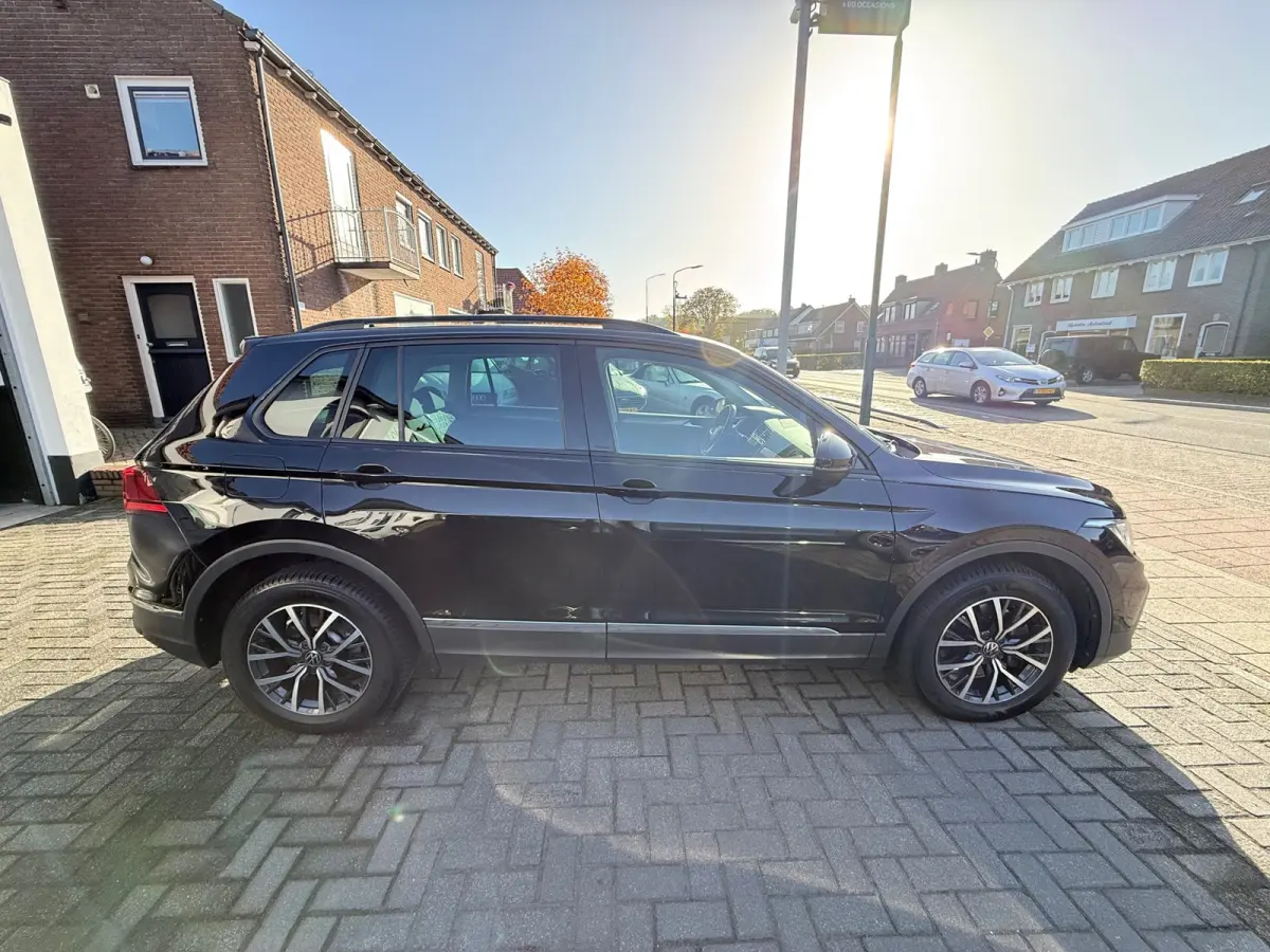1.4 TSI eHybrid R-Line Business+, Stoelverwarming,Trekhaak,Navigatie,Achteruitrij camera
