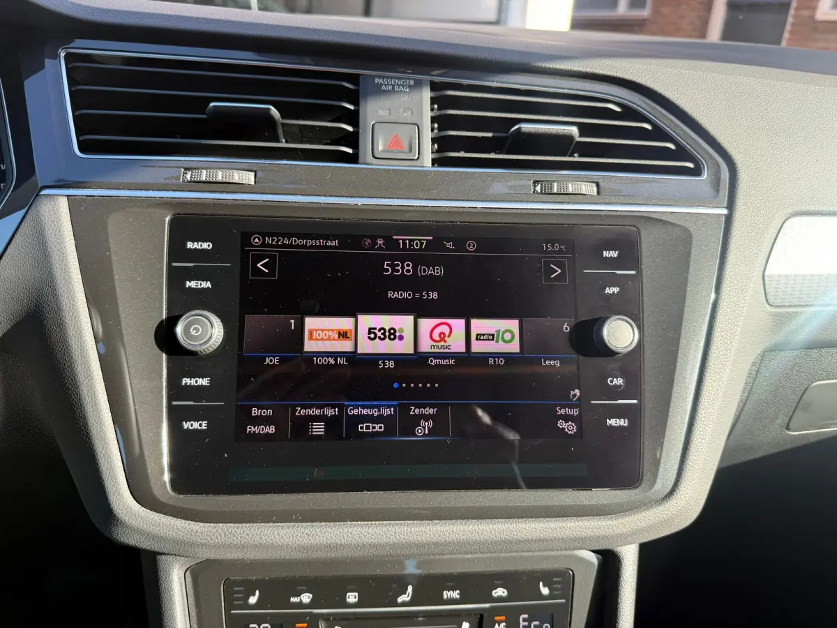 1.4 TSI eHybrid R-Line Business+, Stoelverwarming,Trekhaak,Navigatie,Achteruitrij camera