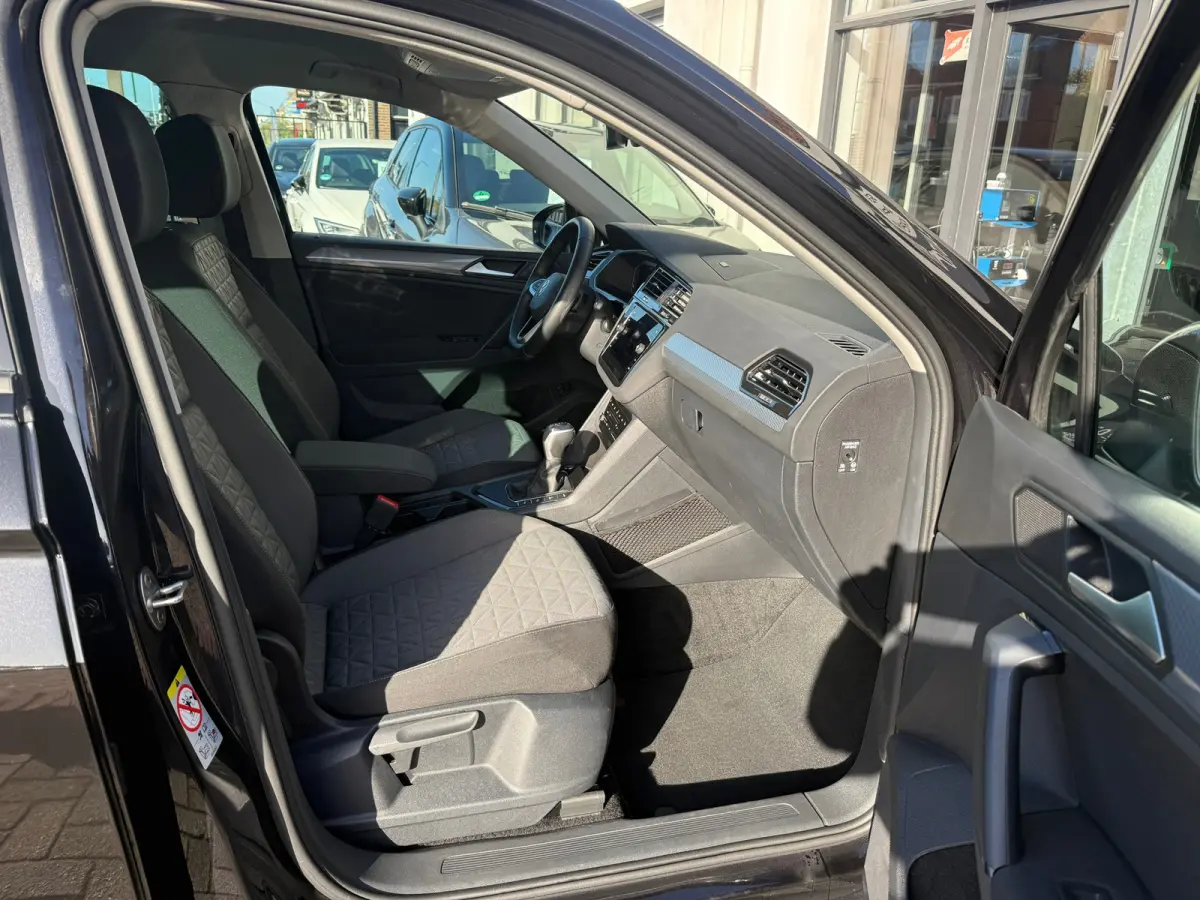 1.4 TSI eHybrid R-Line Business+, Stoelverwarming,Trekhaak,Navigatie,Achteruitrij camera