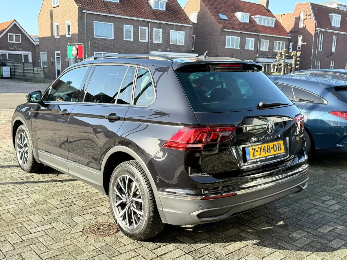 1.4 TSI eHybrid R-Line Business+, Stoelverwarming,Trekhaak,Navigatie,Achteruitrij camera