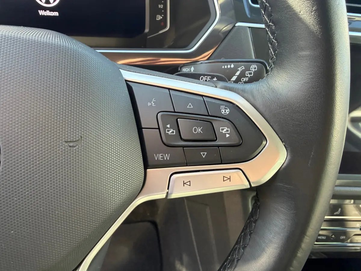 1.4 TSI eHybrid R-Line Business+, Stoelverwarming,Trekhaak,Navigatie,Achteruitrij camera