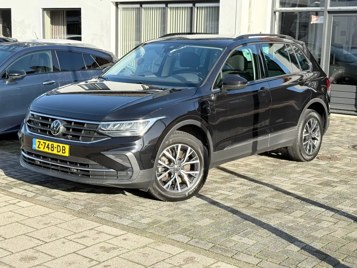 1.4 TSI eHybrid R-Line Business+, Stoelverwarming,Trekhaak,Navigatie,Achteruitrij camera