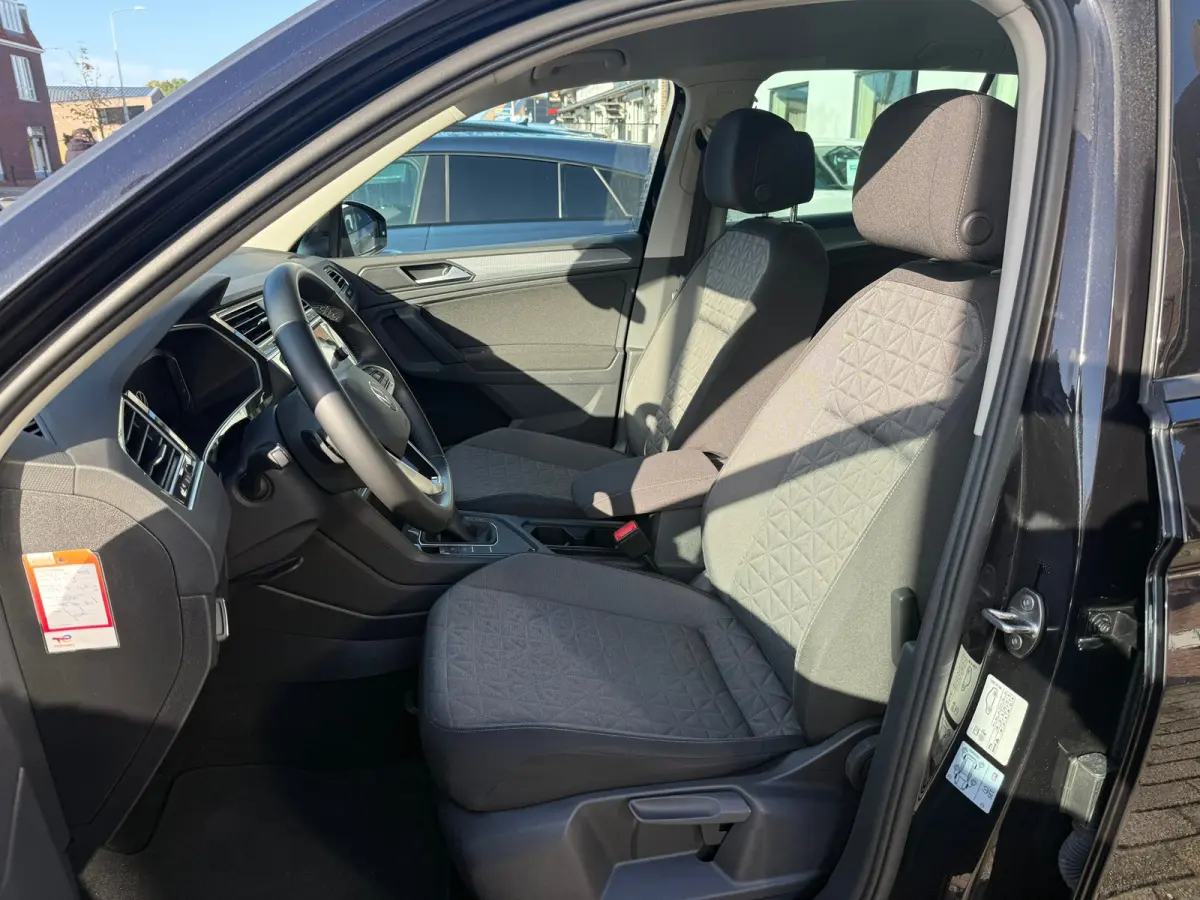 1.4 TSI eHybrid R-Line Business+, Stoelverwarming,Trekhaak,Navigatie,Achteruitrij camera
