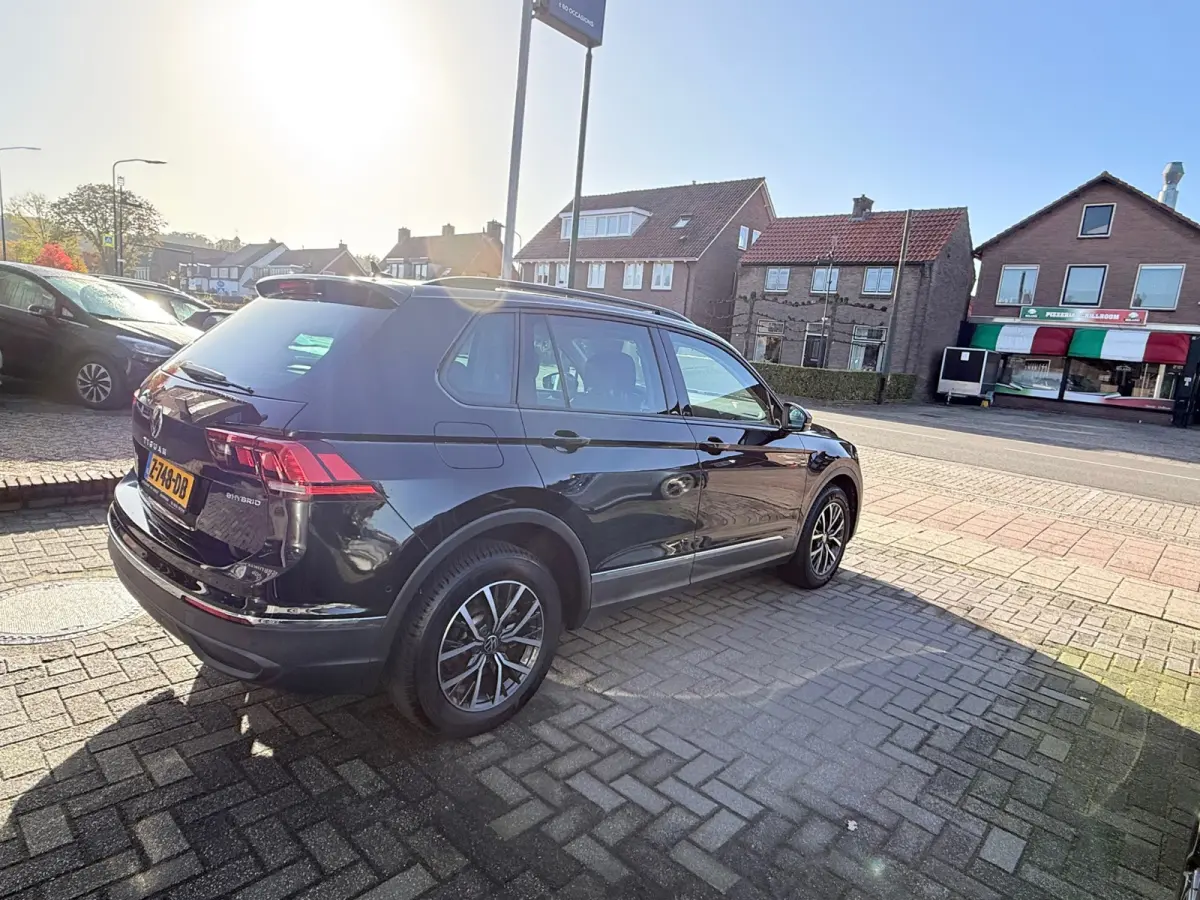 1.4 TSI eHybrid R-Line Business+, Stoelverwarming,Trekhaak,Navigatie,Achteruitrij camera