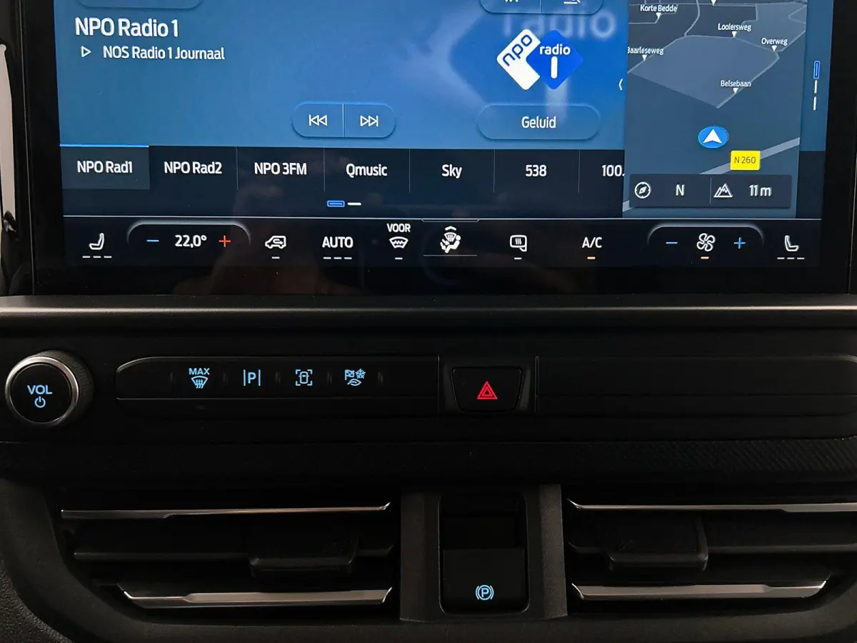 320 2.0 TDCI L2H1 Limited Automaat Airco Navigatie Cruise Control Trekhaak