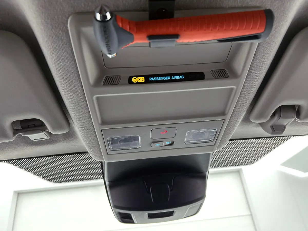 320 2.0 TDCI L2H1 Limited Automaat Airco Navigatie Cruise Control Trekhaak