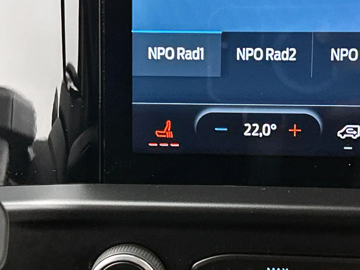 320 2.0 TDCI L2H1 Limited Automaat Airco Navigatie Cruise Control Trekhaak